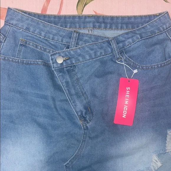 NWT SHEIN ICON Asymmetrical Denim Skirt with Distressed Hem Waist Size 30 - Picture 5 of 7